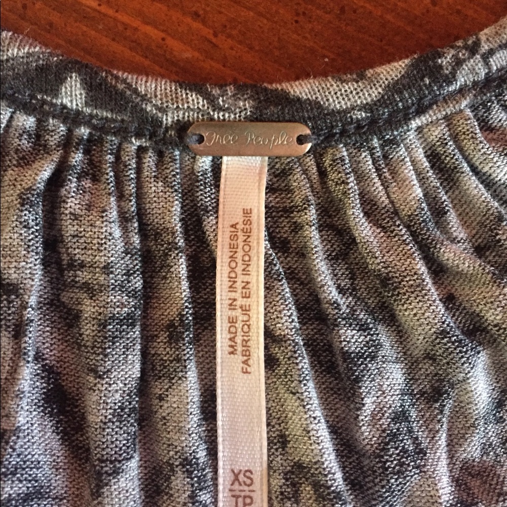 Free People Top - Picture 2 of 2